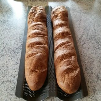 Master Class Baguetteblech 39 cm perforiert – Bild 4