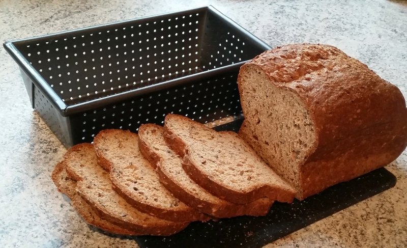 Master Class Brotbackform 23 cm perforiert – Bild 7