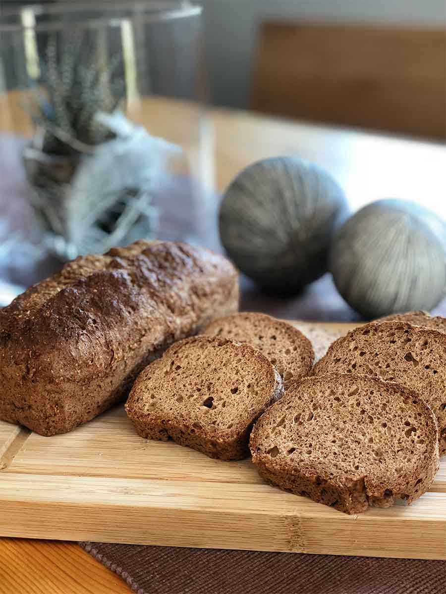 Walnuss-Zimt-Brioche-lowcarb-backmischung-Brot